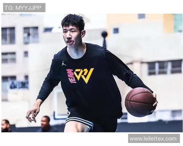 任骏飞:从青涩新星到篮球场上的领军人物的成长之路 任骏飞:从青涩新星到篮球场上的领军人物的成长之路