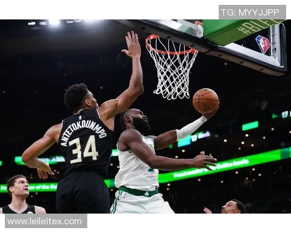 季后赛巅峰对决雄鹿与凯尔特人谁能笑到最后争夺总冠军荣耀 季后赛巅峰对决雄鹿与凯尔特人谁能笑到最后争夺总冠军荣耀