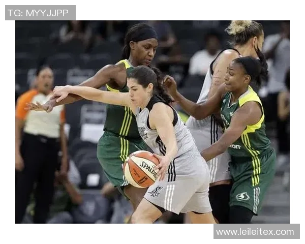 银星与风暴激战正酣比分悬念迭起精彩瞬间回顾与分析 银星与风暴激战正酣比分悬念迭起精彩瞬间回顾与分析