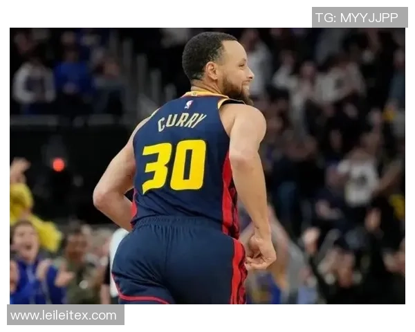 库里三分球总数突破四千大关成历史第一人再创传奇时刻 库里三分球总数突破四千大关成历史第一人再创传奇时刻