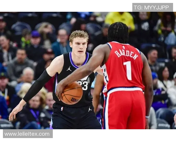 快船与爵士对决中犯规次数分析及其对比赛结果的影响 快船与爵士对决中犯规次数分析及其对比赛结果的影响