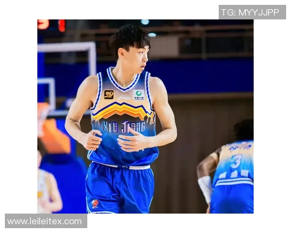 齐麟的崛起与挑战：探索这位年轻篮球明星的成长之路与未来潜力